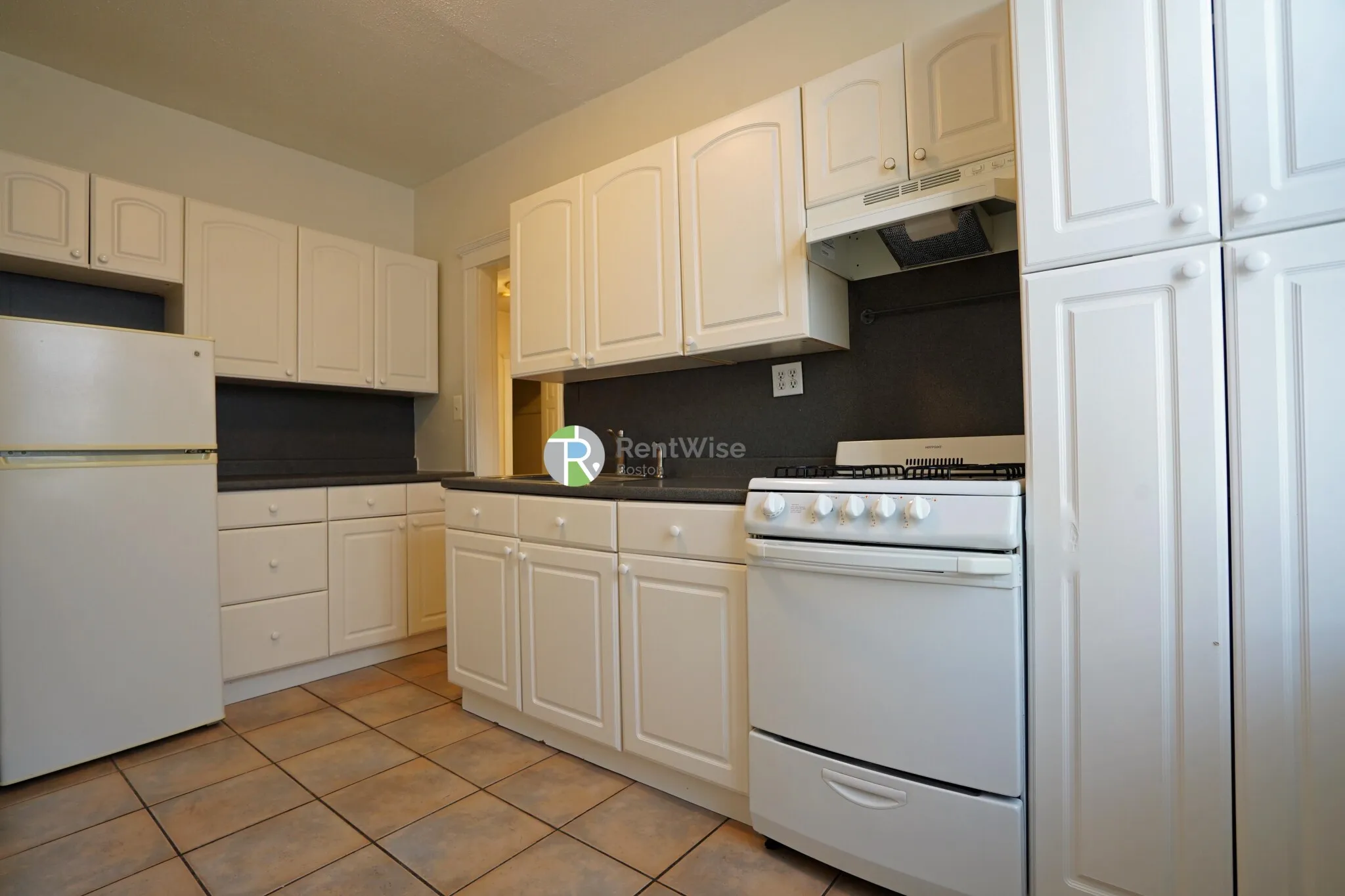 2 bed, 1 bath apartment for rent at 11 Carol Ave Unit 5, Brighton — photo 13 of 40