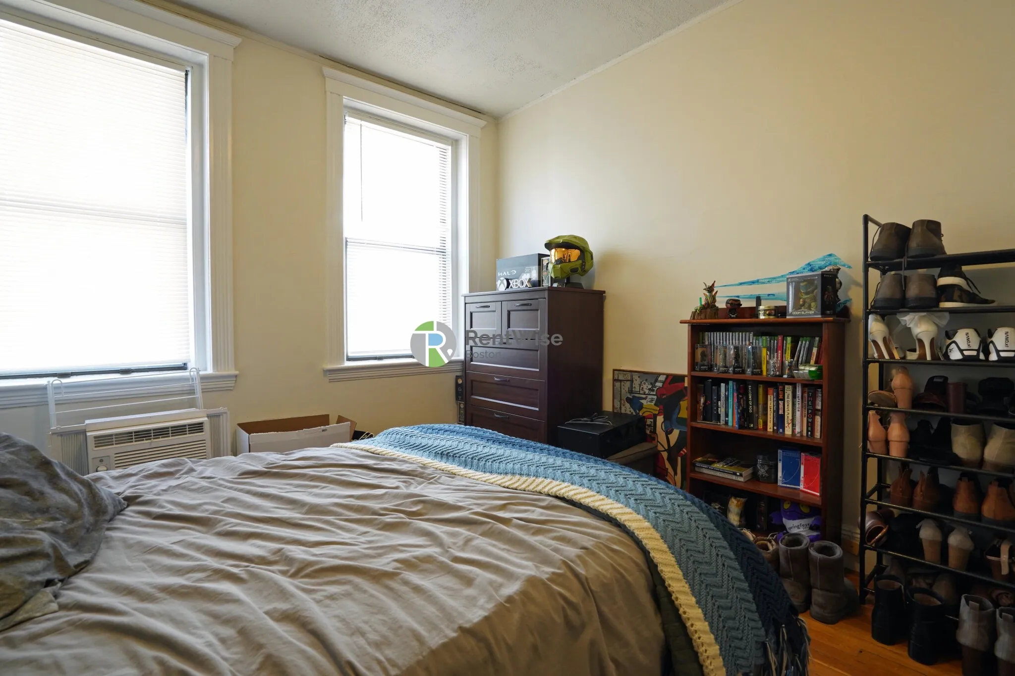 2 bed, 1 bath apartment for rent at 11 Carol Ave Unit 5, Brighton — photo 30 of 40