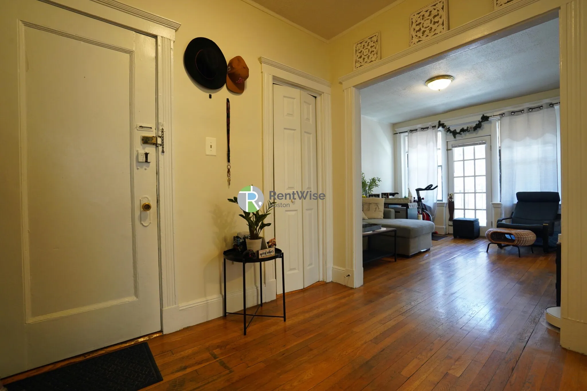 2 bed, 1 bath apartment for rent at 11 Carol Ave Unit 5, Brighton — photo 33 of 40