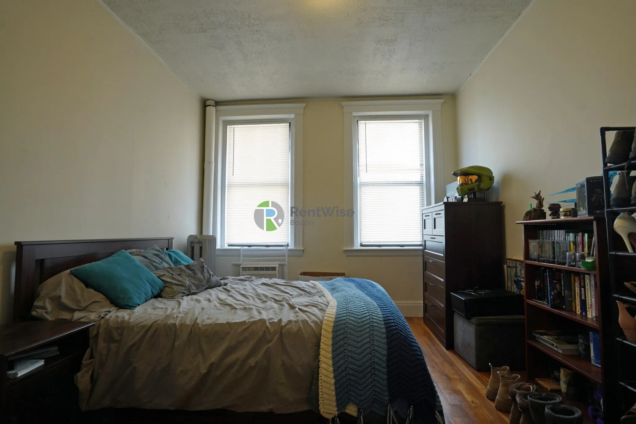 2 bed, 1 bath apartment for rent at 11 Carol Ave Unit 5, Brighton — photo 28 of 40