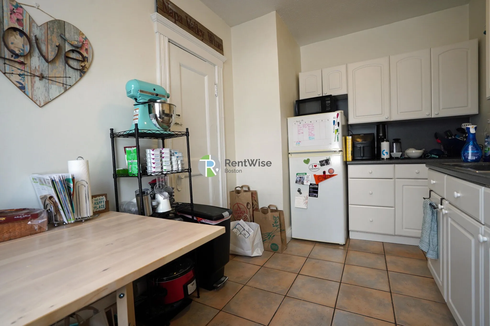 2 bed, 1 bath apartment for rent at 11 Carol Ave Unit 5, Brighton — photo 32 of 40