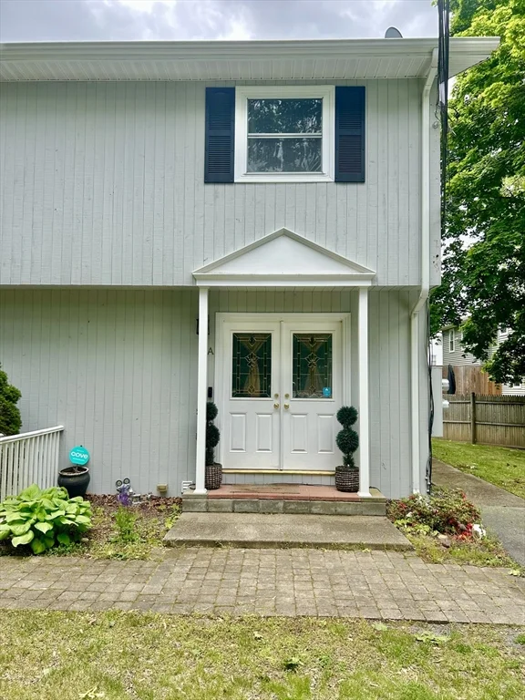 2 bed, 1 bath apartment for rent at 11 Carpenter Ave Unit A, Attleboro — photo 1 of 26