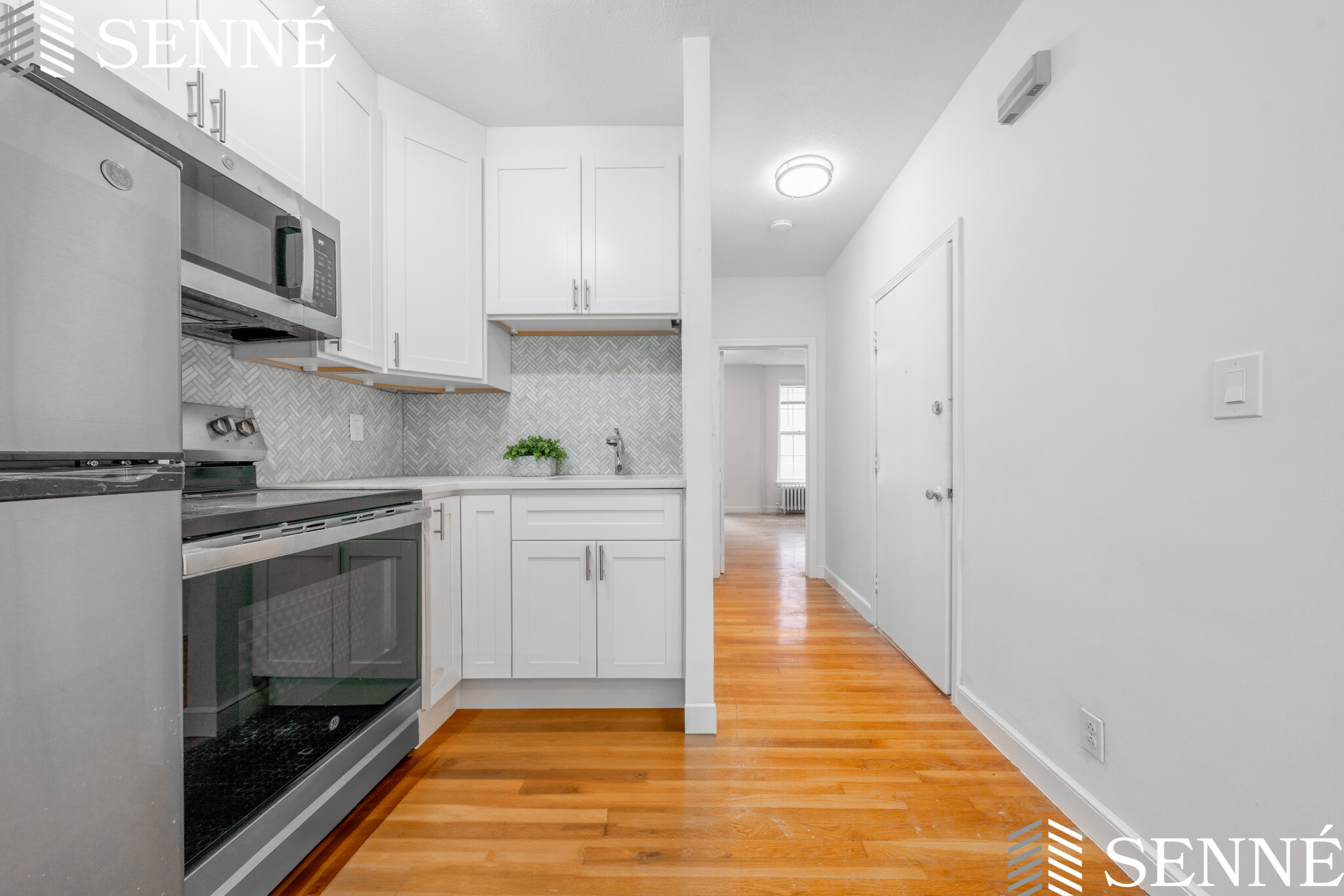 1 bed, 1 bath apartment for rent at 11 Cazenove St Unit 3, South End — photo 4 of 9