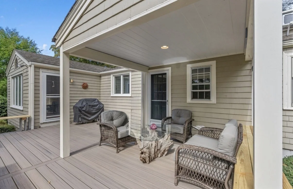 5 bed, 3 bath apartment for rent at 11 Cedar Ln, Cohasset — photo 21 of 22