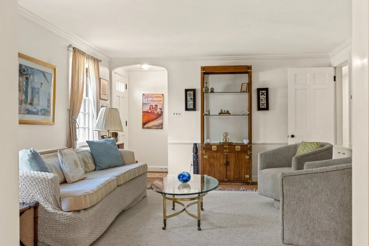 5 bed, 3 bath apartment for rent at 11 Cedar Ln, Cohasset — photo 7 of 22