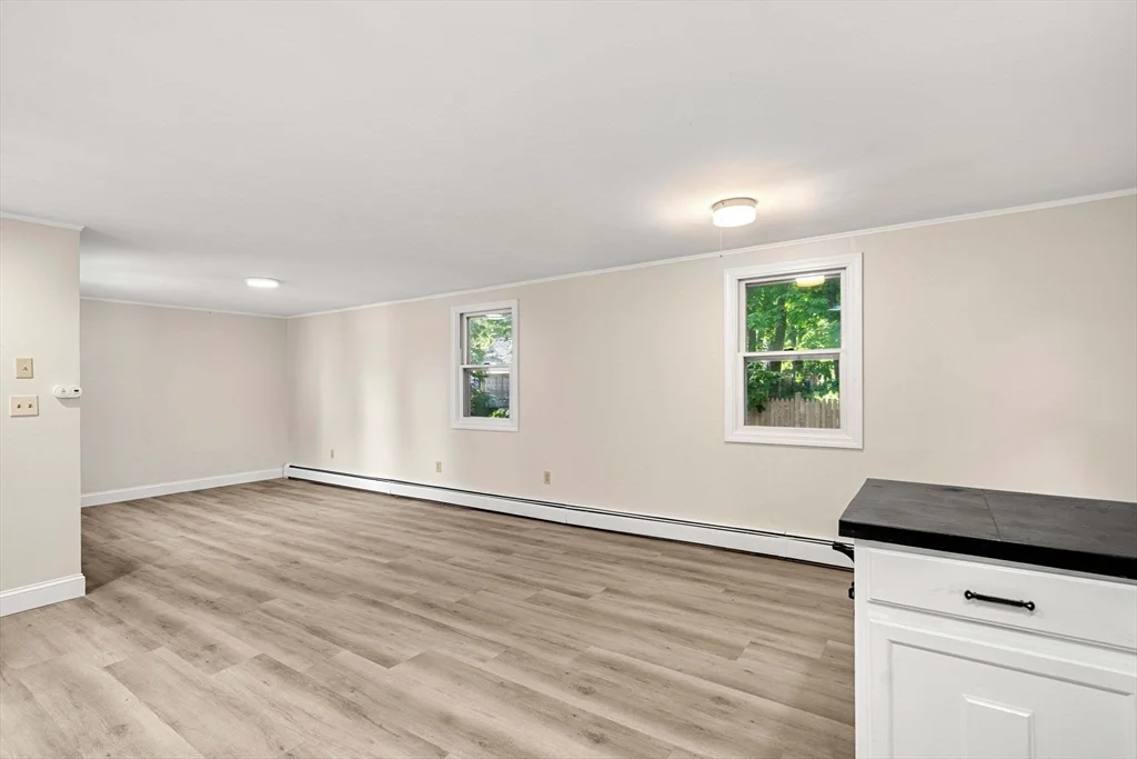 3 bed, 2 bath apartment for rent at 11 Central, Merrimac — photo 4 of 36