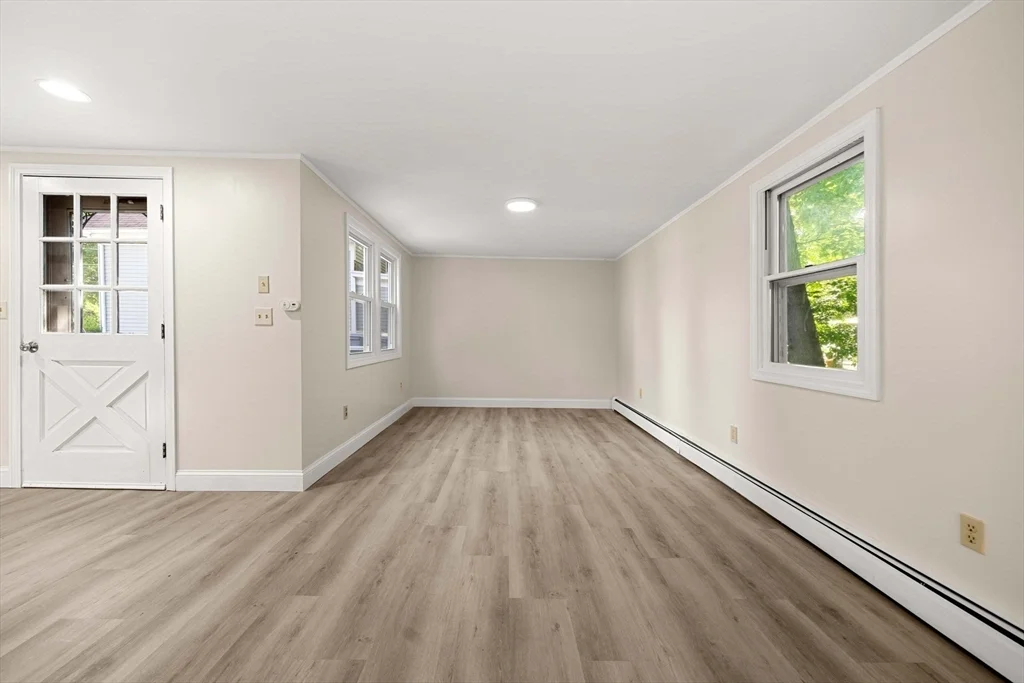 3 bed, 2 bath apartment for rent at 11 Central, Merrimac — photo 9 of 36