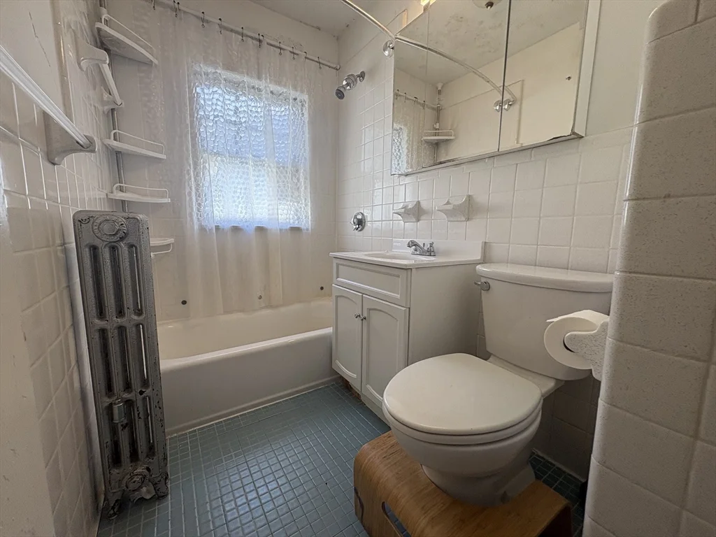 3 bed, 1 bath apartment for rent at 11 Channing Rd Unit 2, Watertown — photo 27 of 35