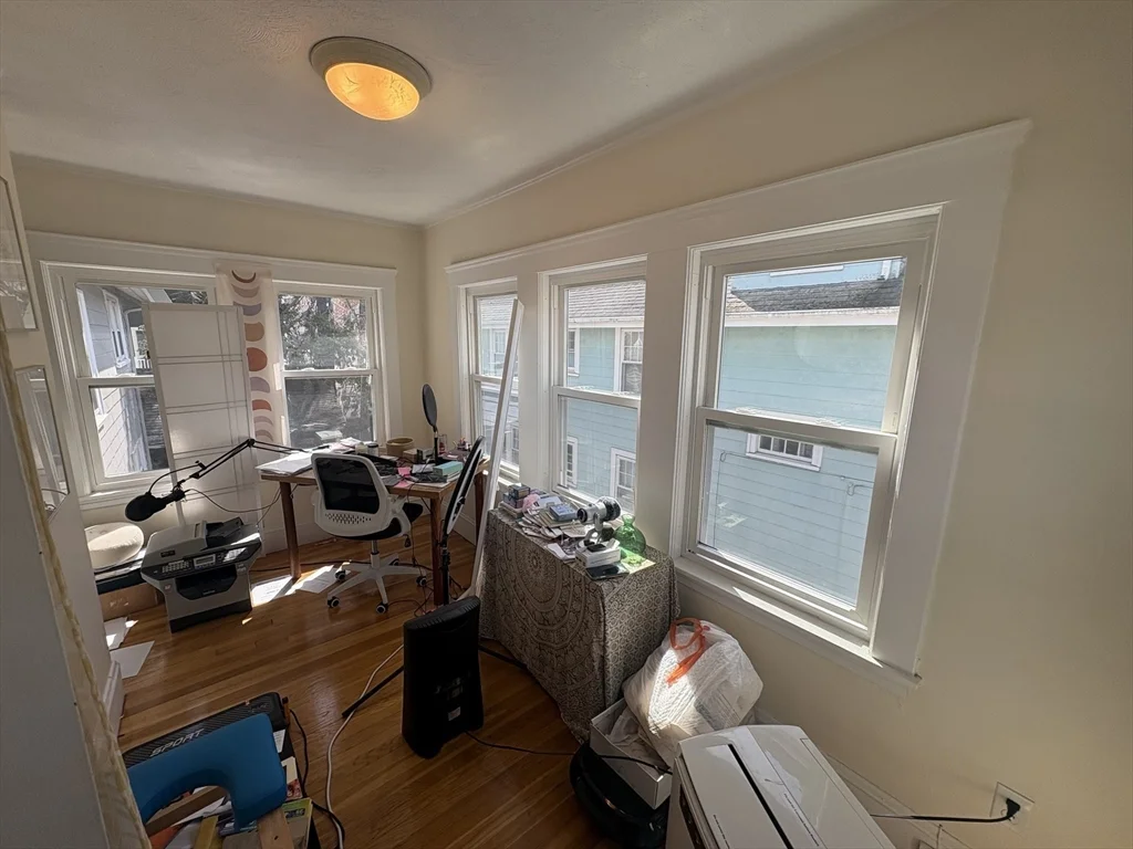 3 bed, 1 bath apartment for rent at 11 Channing Rd Unit 2, Watertown — photo 8 of 35