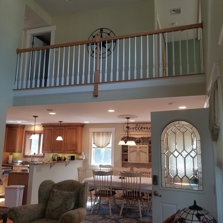 3 bed, 3 bath apartment for rent at 11 Charlemont Rd Unit WINTER, Priscilla Beach — photo 7 of 35