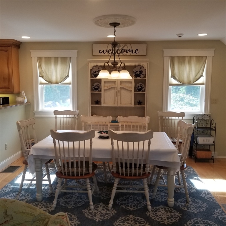3 bed, 3 bath apartment for rent at 11 Charlemont Rd Unit WINTER, Priscilla Beach — photo 9 of 35