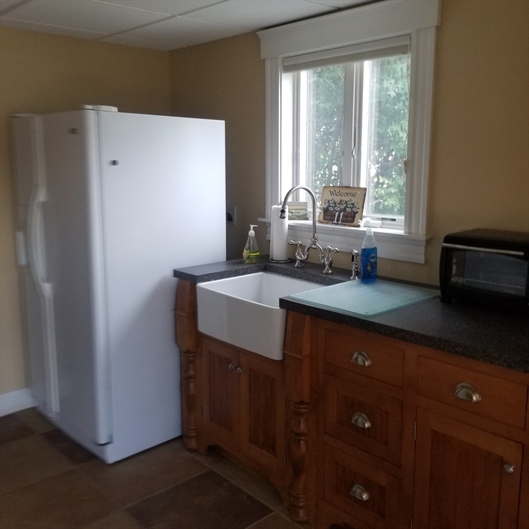3 bed, 3 bath apartment for rent at 11 Charlemont Rd Unit WINTER, Priscilla Beach — photo 23 of 35