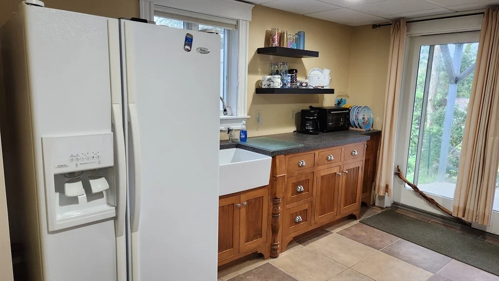 3 bed, 3 bath apartment for rent at 11 Charlemont Rd Unit WINTER, Priscilla Beach — photo 16 of 22