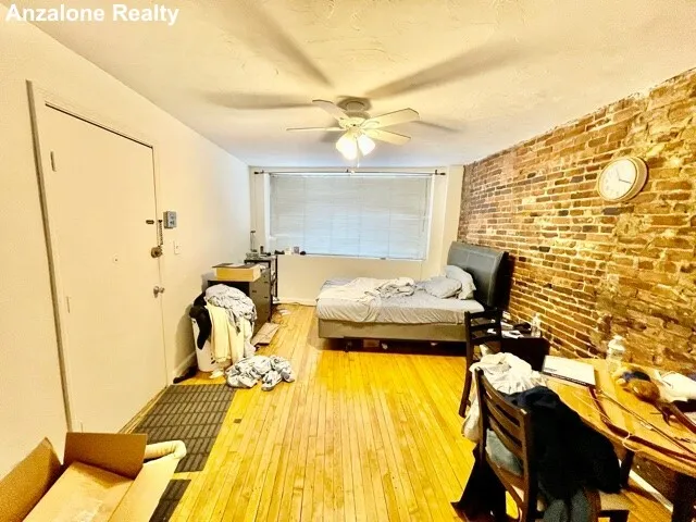 Studio bed, 1 bath apartment for rent at 11 Charter St Unit 1, North End