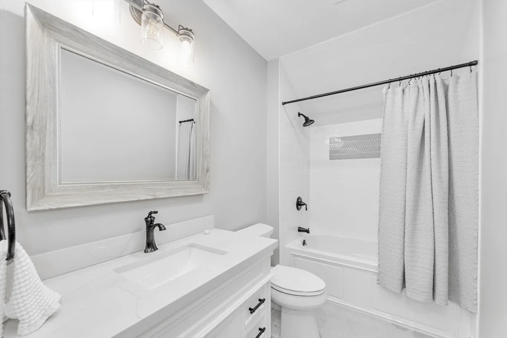 5 bed, 4+ bath apartment for rent at 11 Chase Ave, Lexington — photo 26 of 40