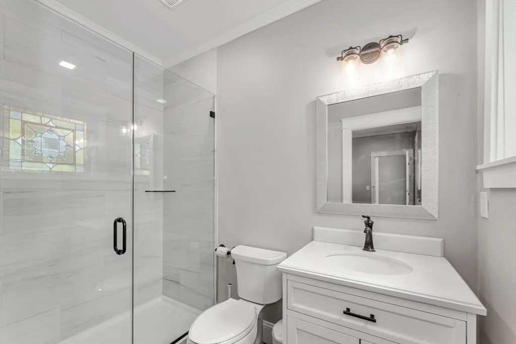 5 bed, 4+ bath apartment for rent at 11 Chase Ave, Lexington — photo 13 of 40