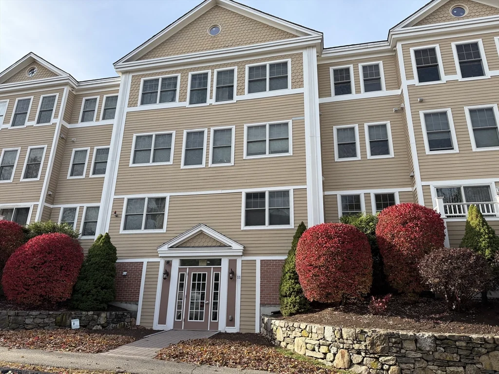2 bed, 2 bath apartment for rent at 11 Cheriton Rd Unit 107, West Roxbury