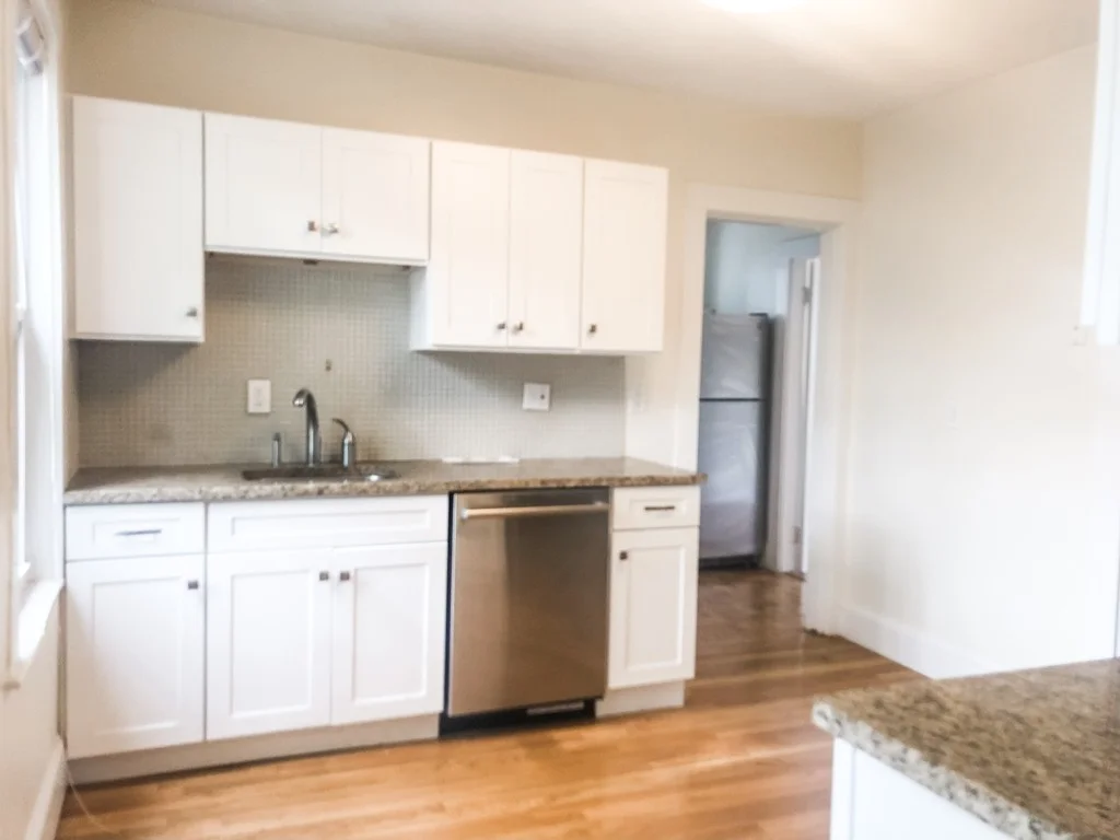 3 bed, 1 bath apartment for rent at 11 Chilton St Unit 2, West Cambridge — photo 4 of 10
