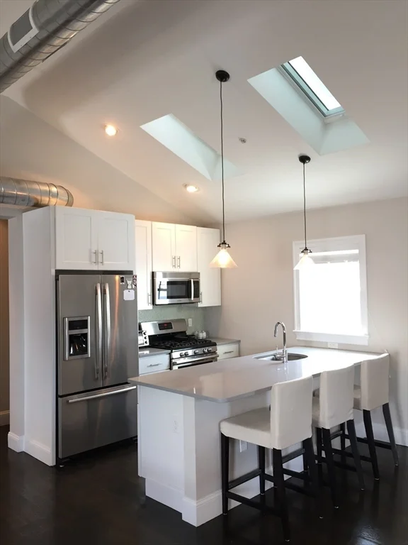 2 bed, 2 bath apartment for rent at 11 Church St Unit 3, Union Square — photo 2 of 17