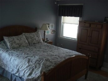 4 bed, 2 bath apartment for rent at 11 Churchill Ave Unit 2, Arlington — photo 12 of 22