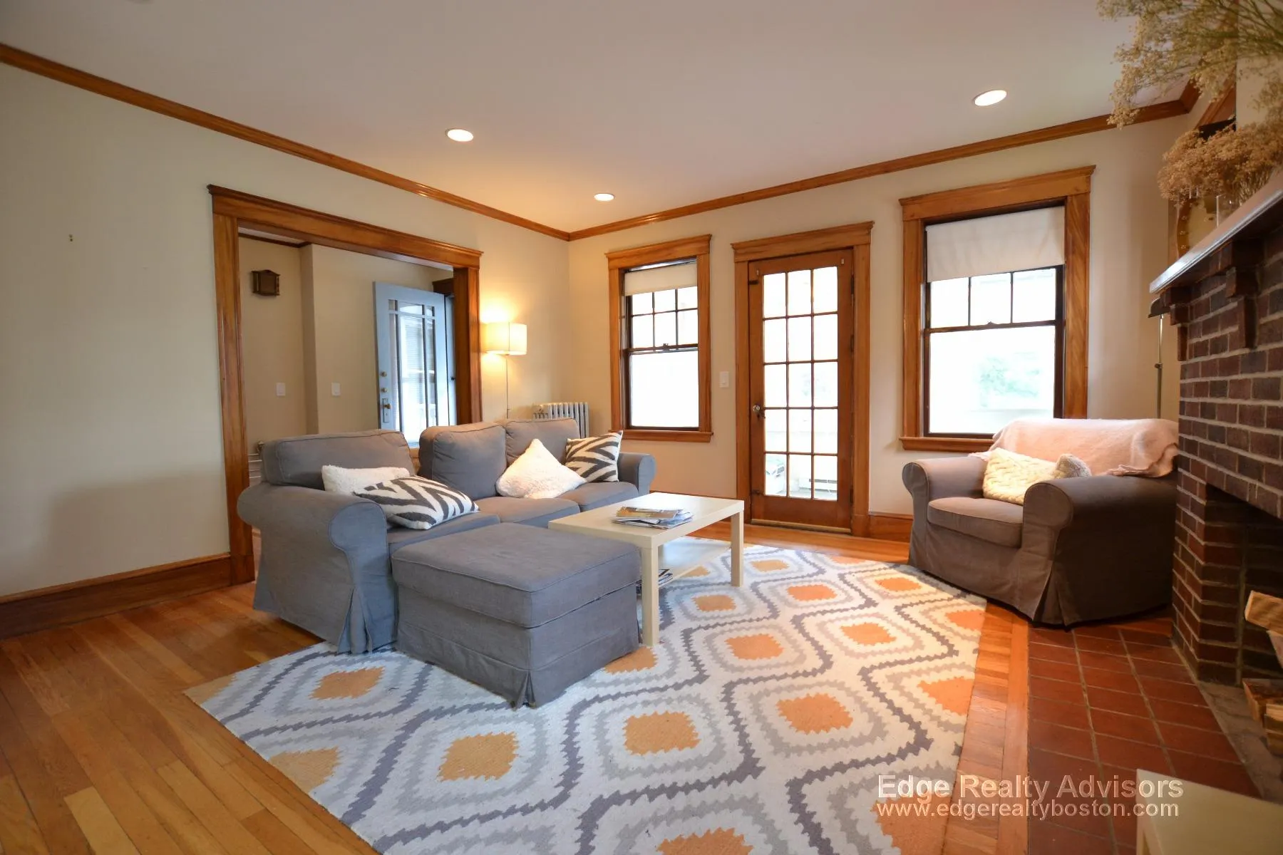 3 bed, 2 bath apartment for rent at 11 City View Rd Unit 1, Brighton — photo 5 of 14