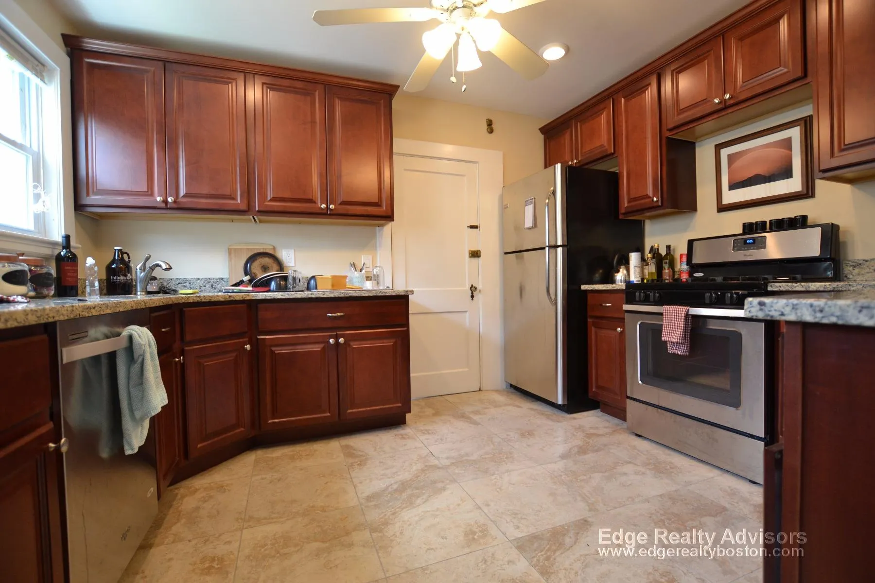 3 bed, 2 bath apartment for rent at 11 City View Rd Unit 1, Brighton — photo 3 of 14