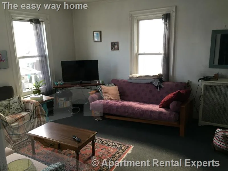 4 bed, 1 bath apartment for rent at 11 Clarendon Ave Unit 2, Teele Square — photo 7 of 12