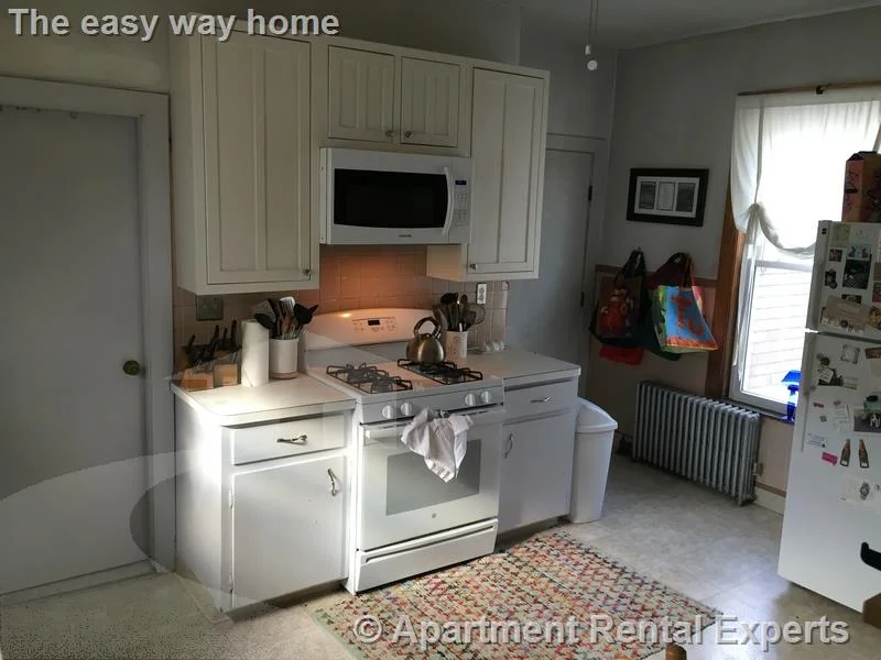 4 bed, 1 bath apartment for rent at 11 Clarendon Ave Unit 2, Teele Square — photo 1 of 12