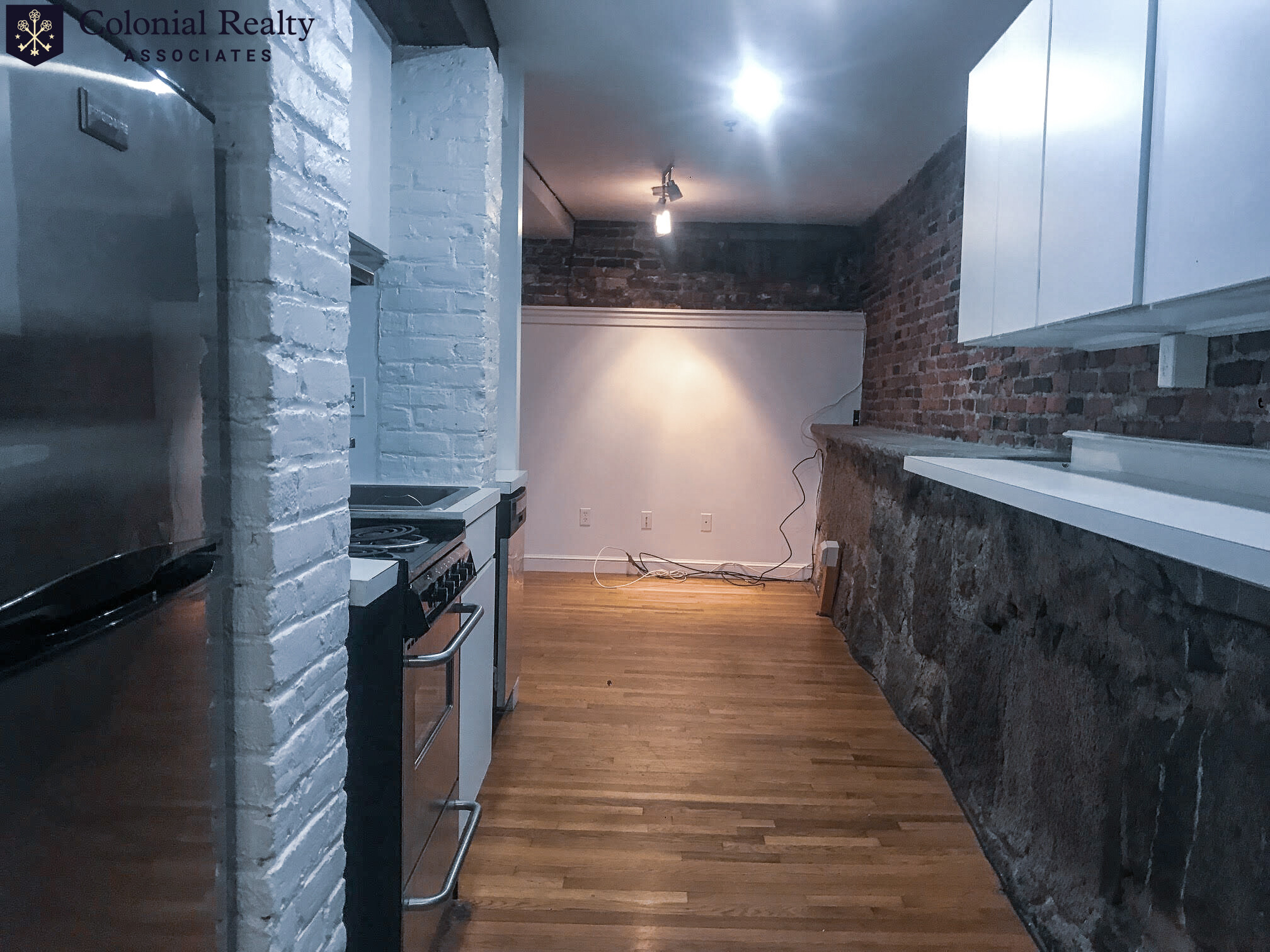 2 bed, 1 bath apartment for rent at 11 Cleveland Pl Unit 9, North End — photo 11 of 23