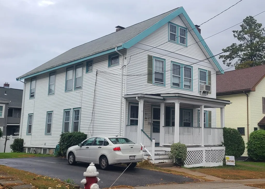 2 bed, 1 bath apartment for rent at 11 Clyde Rd Unit 11, Watertown — photo 1 of 12