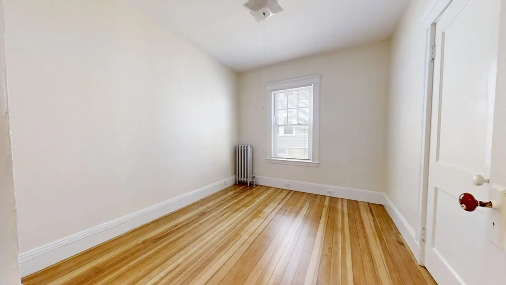 2 bed, 1 bath apartment for rent at 11 Clyde Rd Unit 11, Watertown — photo 9 of 12