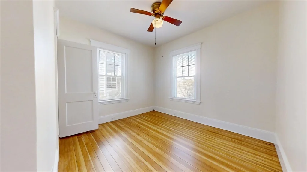 2 bed, 1 bath apartment for rent at 11 Clyde Rd Unit 11, Watertown — photo 10 of 12