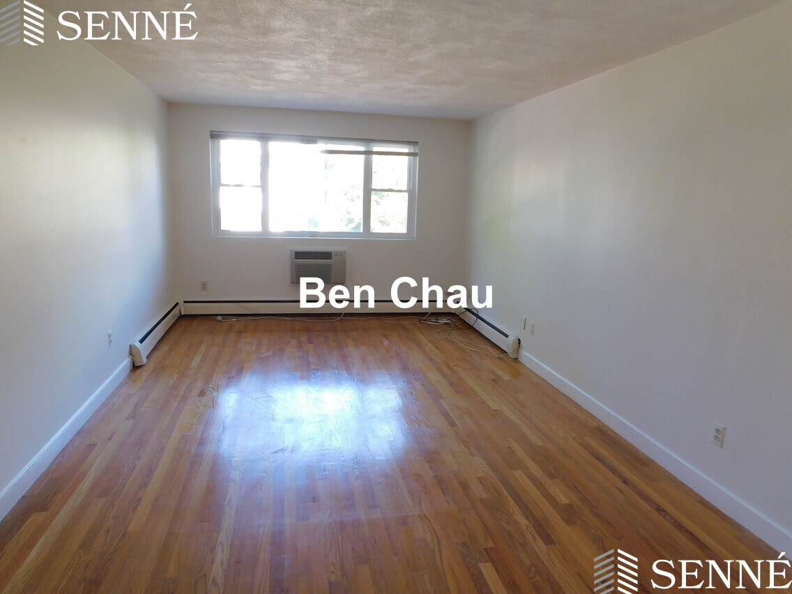 2 bed, 1 bath apartment for rent at 11 Cogswell Ave Unit 18B, North Cambridge — photo 3 of 10