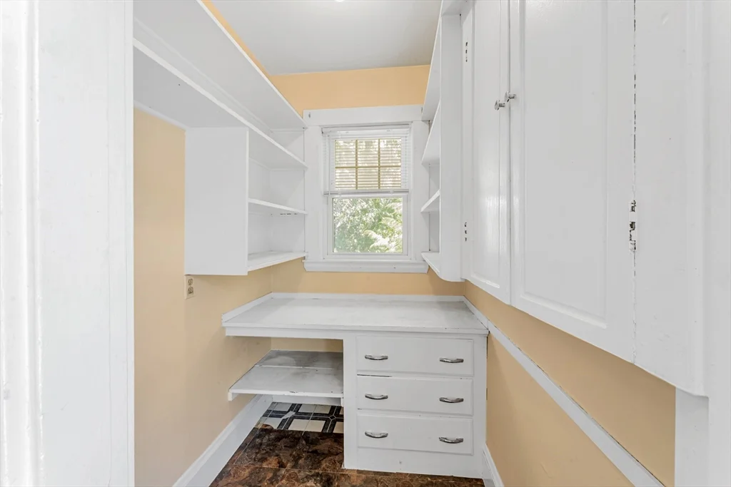 2 bed, 1 bath apartment for rent at 11 Colby Rd Unit 2, West Roxbury — photo 8 of 15