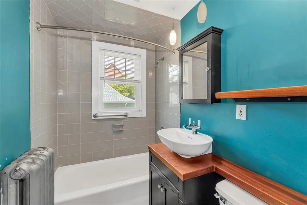 2 bed, 1 bath apartment for rent at 11 Colby Rd Unit 2, West Roxbury — photo 11 of 15