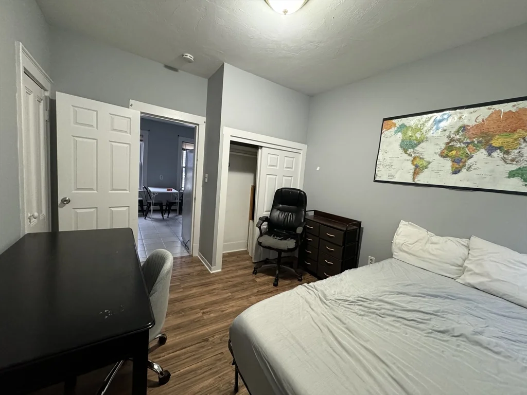 3 bed, 1 bath apartment for rent at 11 Columbus Ave Unit 2, Somerville — photo 9 of 11