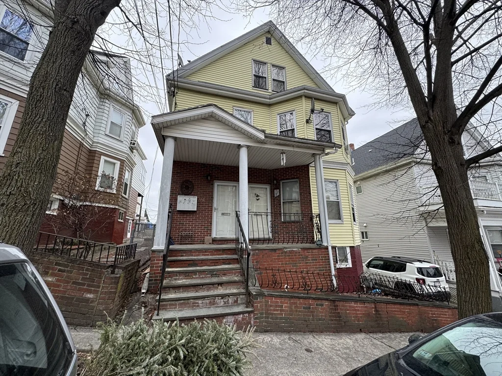 3 bed, 1 bath apartment for rent at 11 Columbus Ave Unit 2, Somerville — photo 10 of 11