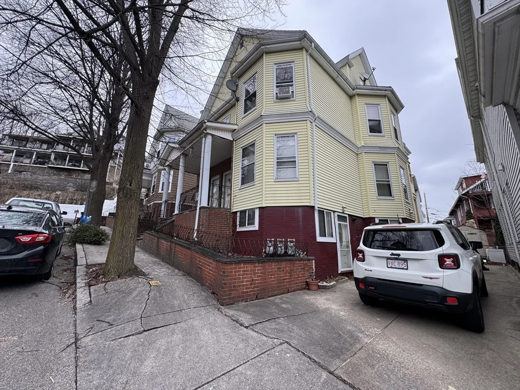 3 bed, 1 bath apartment for rent at 11 Columbus Ave Unit 2, Somerville — photo 11 of 11