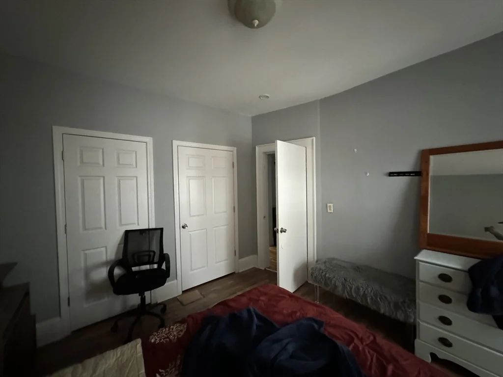 3 bed, 1 bath apartment for rent at 11 Columbus Ave Unit 2, Somerville — photo 7 of 11