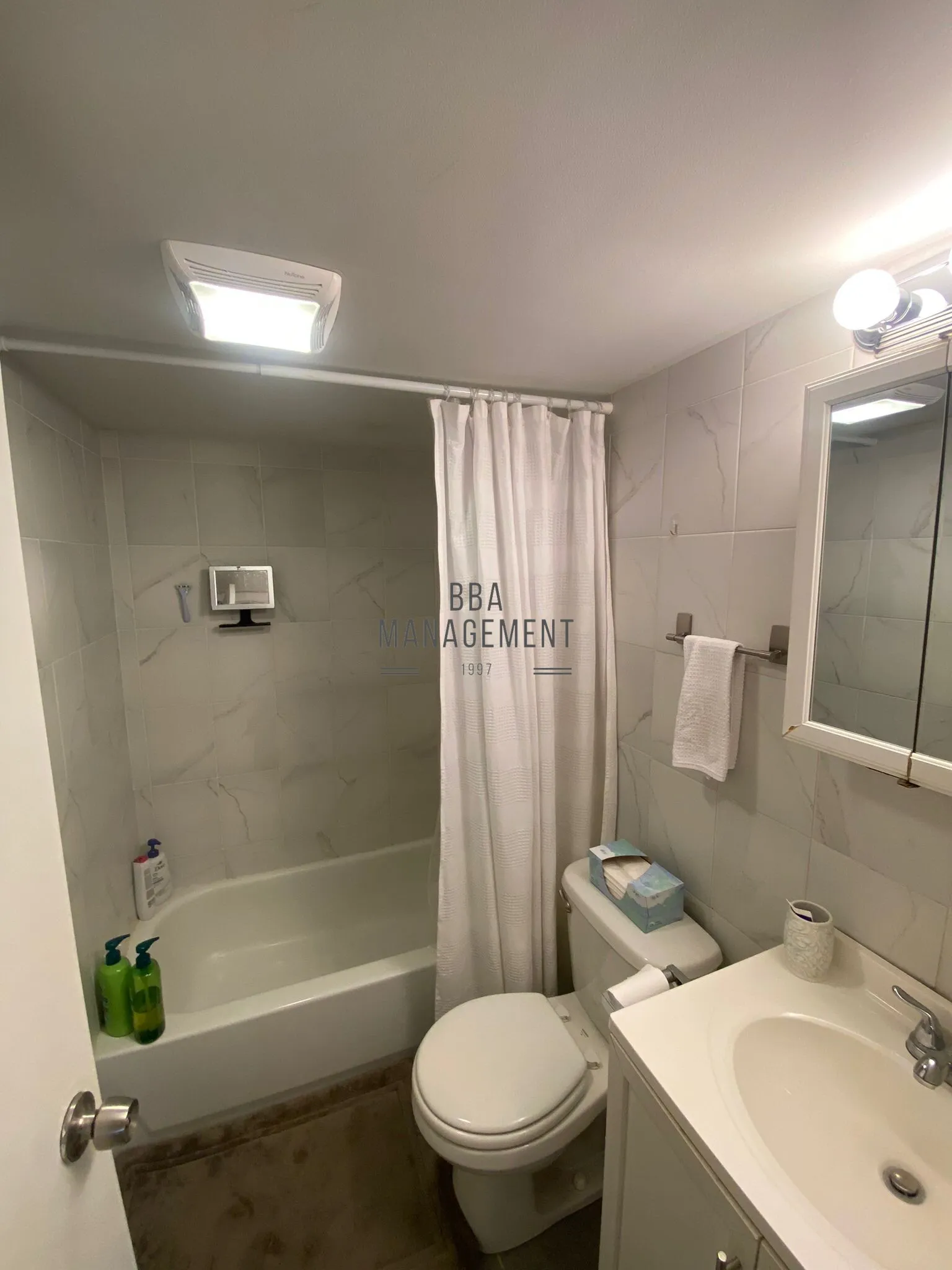 2 bed, 1 bath apartment for rent at 11 Commonwealth Ct Unit 1, Brighton — photo 5 of 8