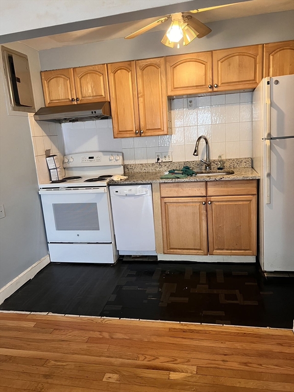 2 bed, 1 bath apartment for rent at 11 Commonwealth Ct Unit 9, Brighton — photo 6 of 6