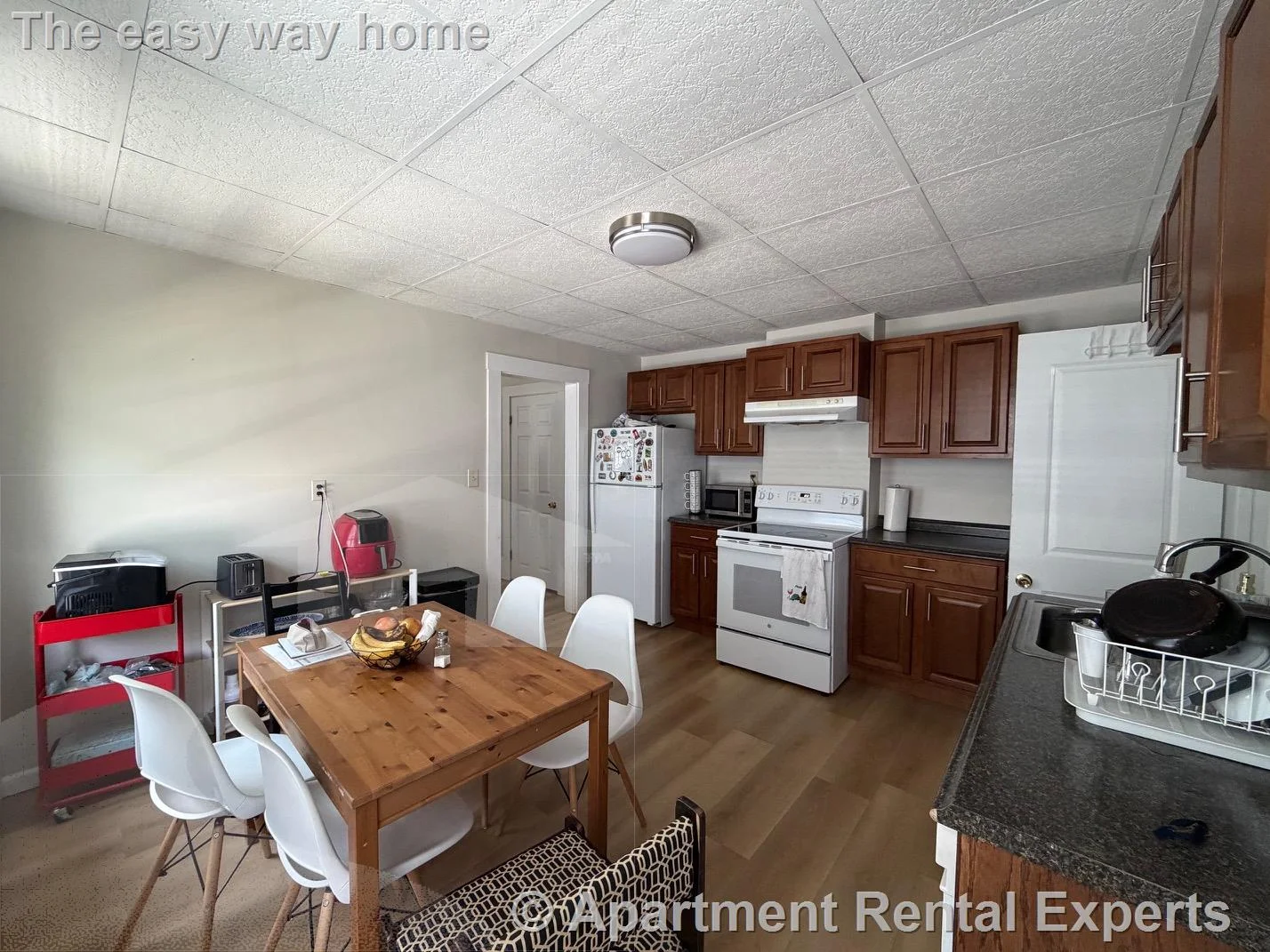 3 bed, 1 bath apartment for rent at 11 Concord Ave Unit 2, Inman Square — photo 1 of 18