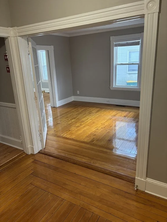 1 bed, 1 bath apartment for rent at 11 Crescent Ave Unit 11, Norwood — photo 5 of 11
