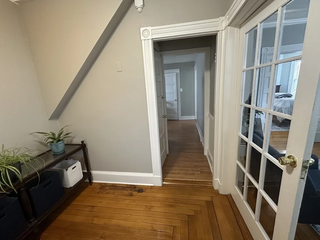 1 bed, 1 bath apartment for rent at 11 Crescent Ave Unit 11, Norwood — photo 8 of 11