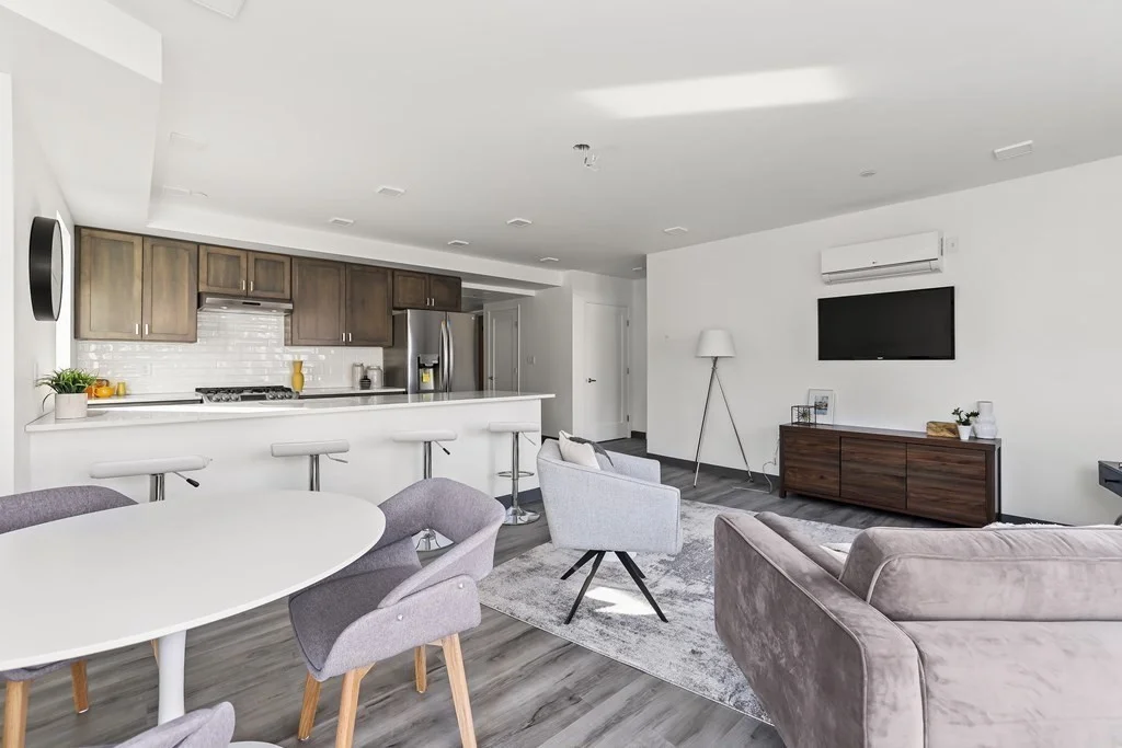 2 bed, 2 bath apartment for rent at 11 Dana Ave Unit 206, Hyde Park — photo 9 of 27