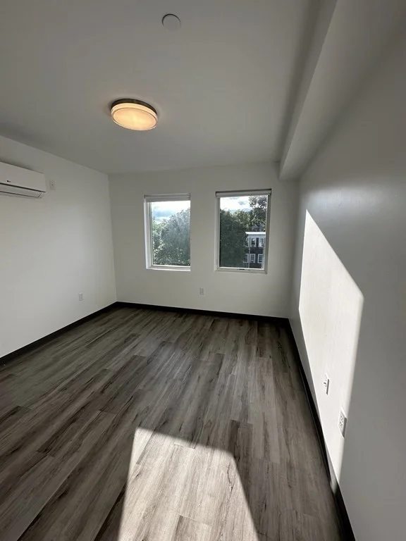 2 bed, 2 bath apartment for rent at 11 Dana Ave Unit 304, Hyde Park — photo 3 of 9