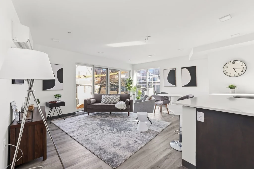 2 bed, 2 bath apartment for rent at 11 Dana Ave Unit 403, Hyde Park — photo 3 of 27