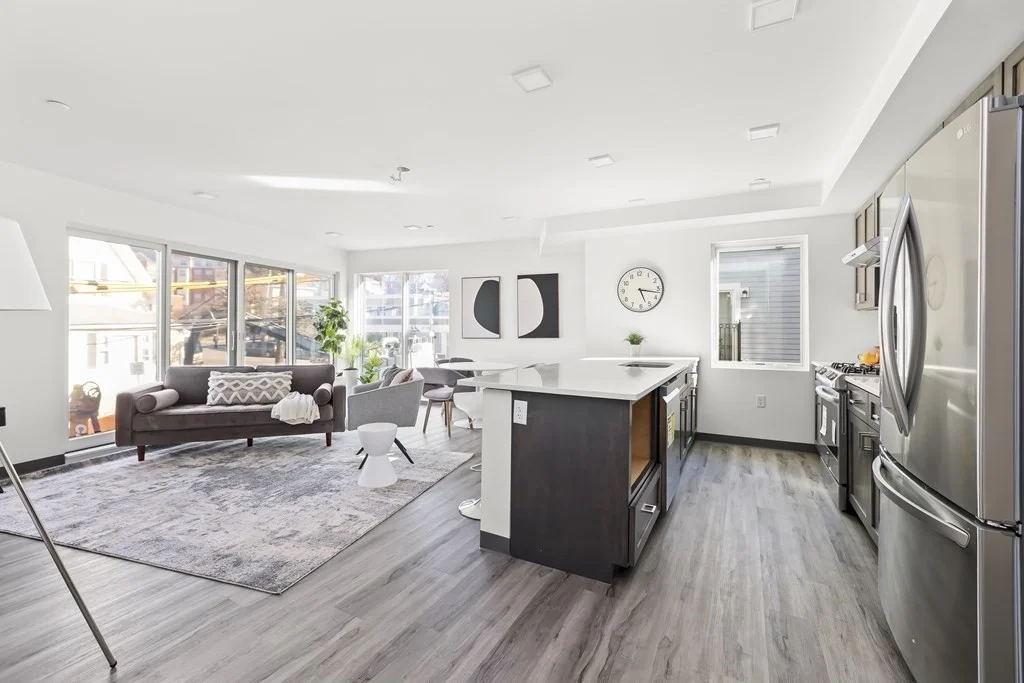 2 bed, 2 bath apartment for rent at 11 Dana Ave Unit 403, Hyde Park — photo 15 of 27