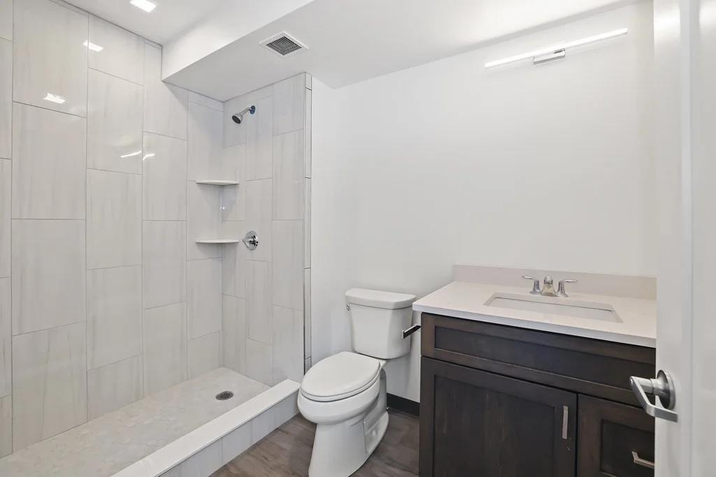 2 bed, 2 bath apartment for rent at 11 Dana Ave Unit 403, Hyde Park — photo 10 of 27