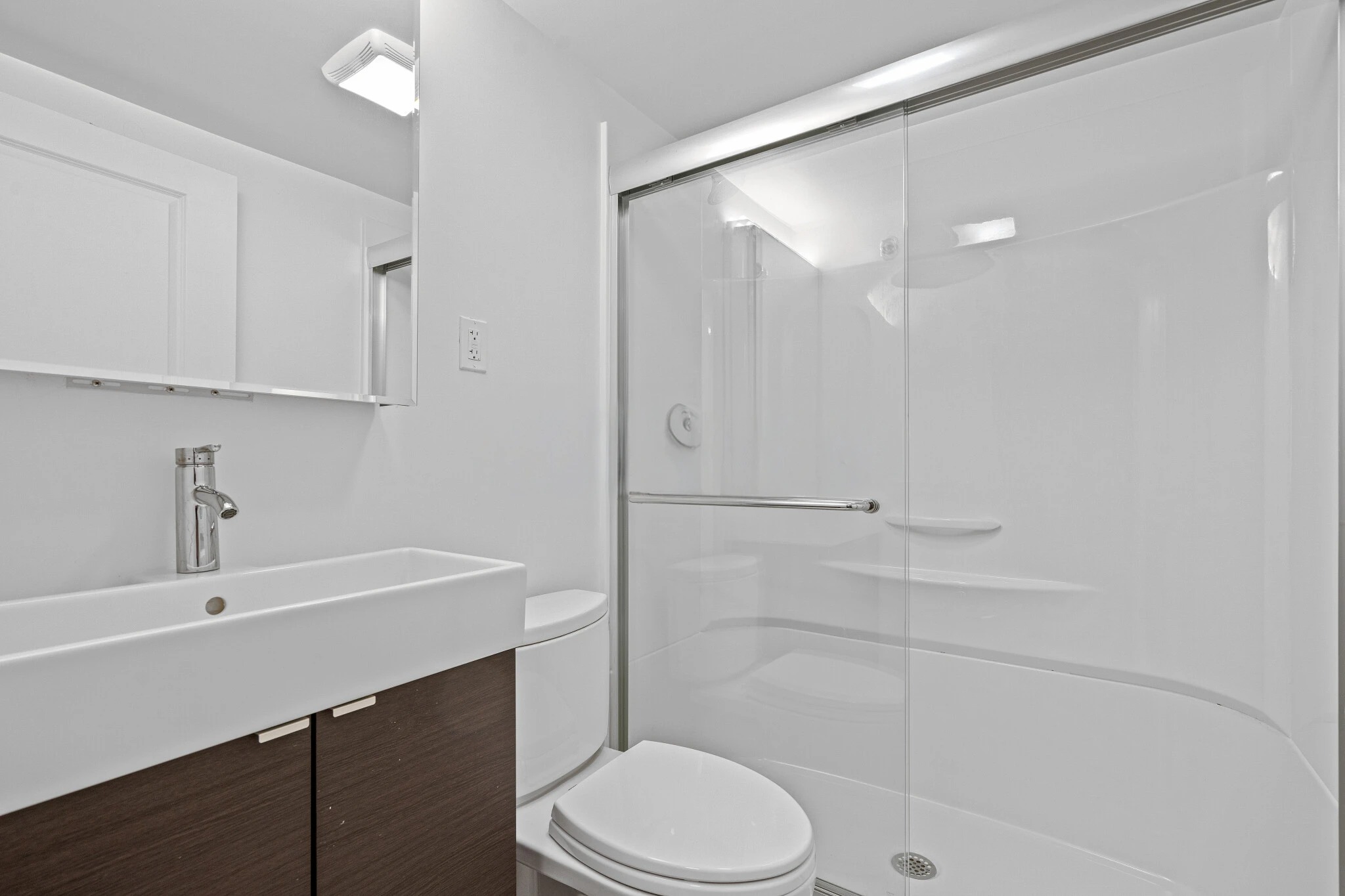 2 bed, 1 bath apartment for rent at 11 Darling St Unit 12, Mission Hill — photo 10 of 11